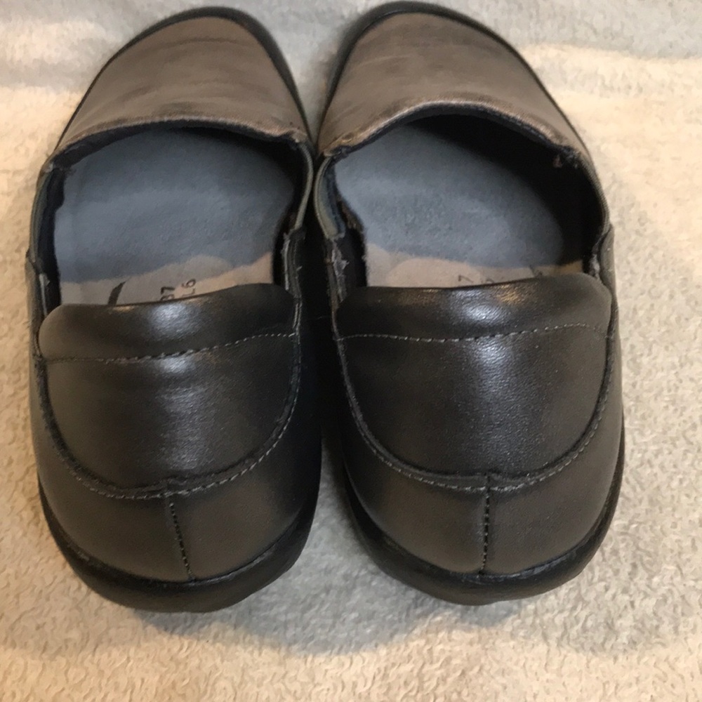 NAOT slip on. Tan shoe size 37 - Picture 6 of 13